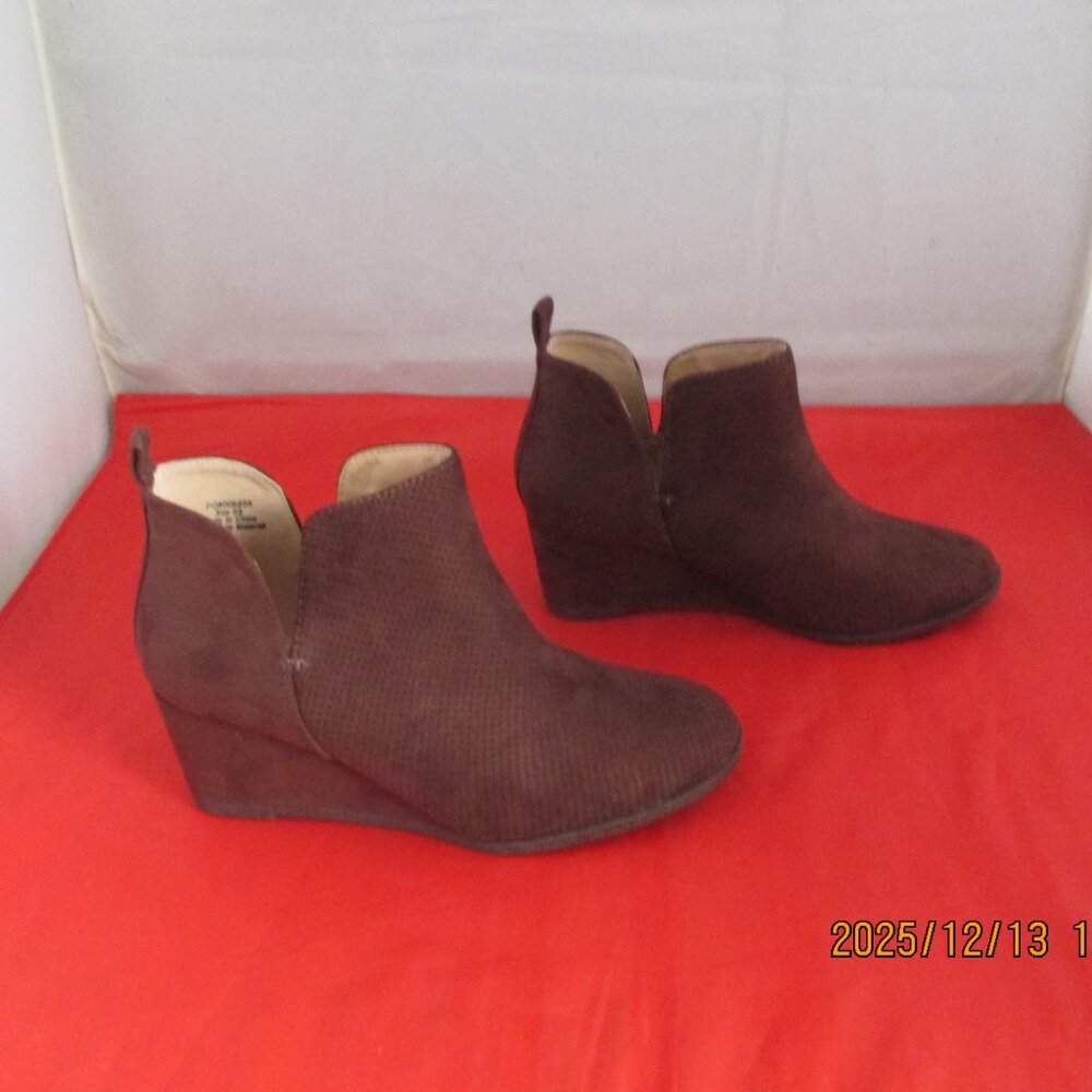 Journee Collection Mylee Wedge Booties $109 - US Size 5 1/2 - Brown - 1412